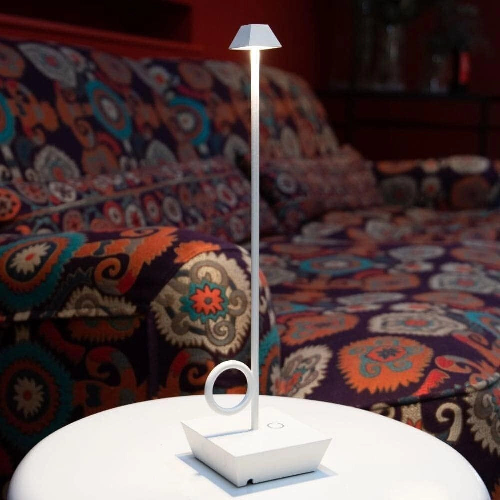 Broggi 4140117001 Bugia Lampada da tavolo ricaricabile LED dimmerabile IP54 7h autonomia colore Bianco