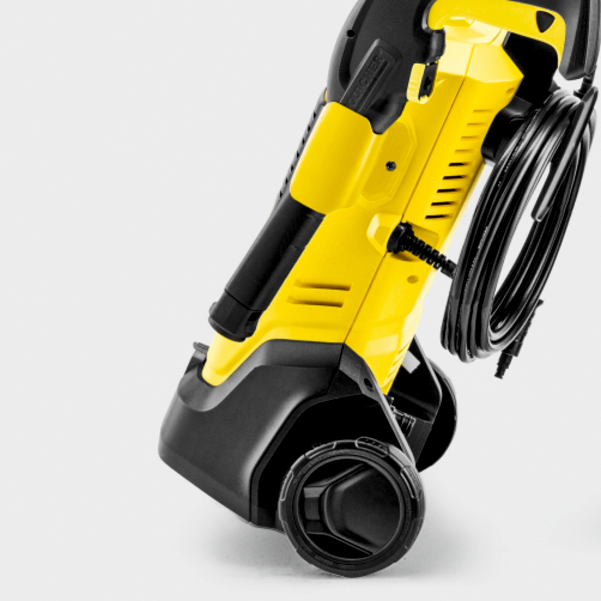 KARCHER Idropulitrice K 3 FJ - Allacciamento elettrico: 1 / 220 – 240 / 50 – 60 V / Hz - Pressione: 20 – max. 120 / 2 – max. 12 bar / MPa - Portata: max. 380 l/h