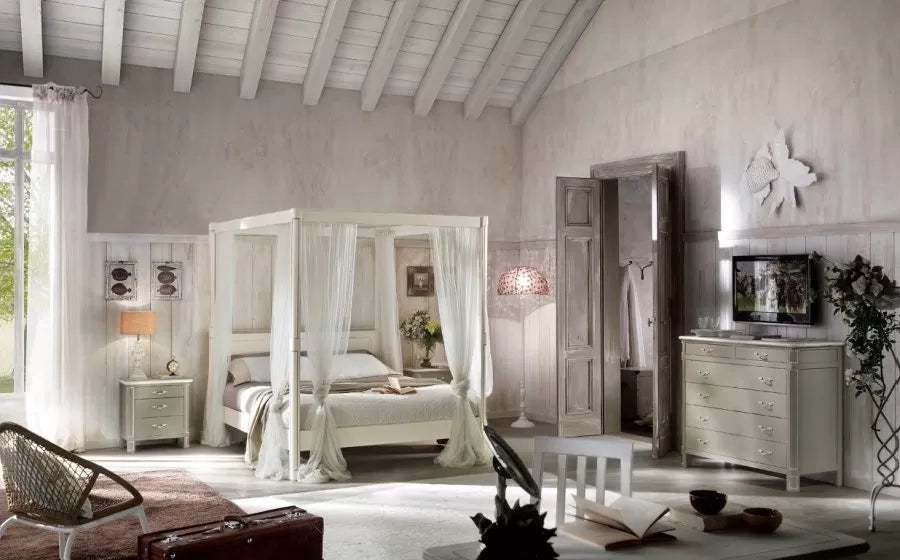 Letto matrimoniale shabby a baldacchino  179x213x210