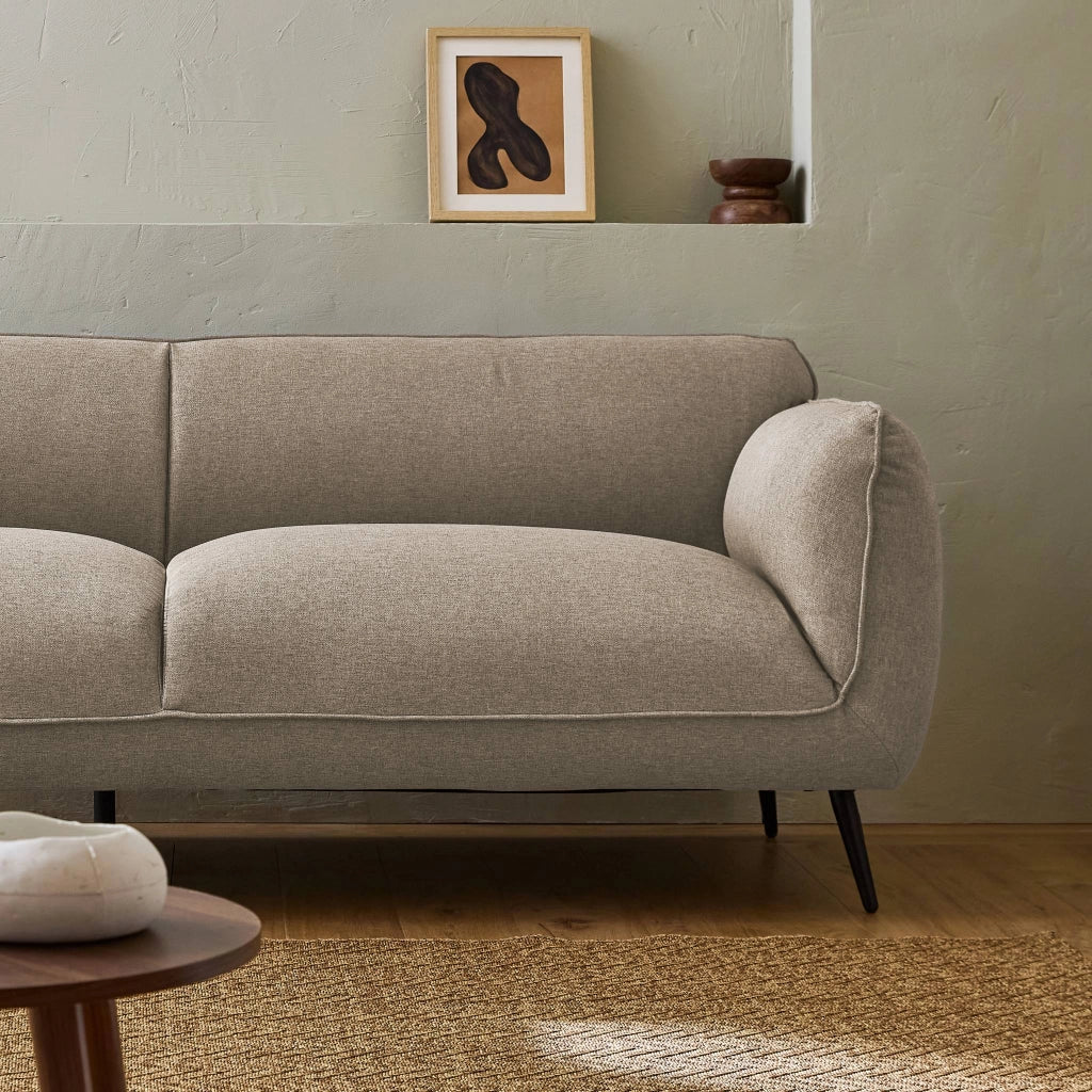 Divano in tessuto con gambe in metallo, 3 posti, beige