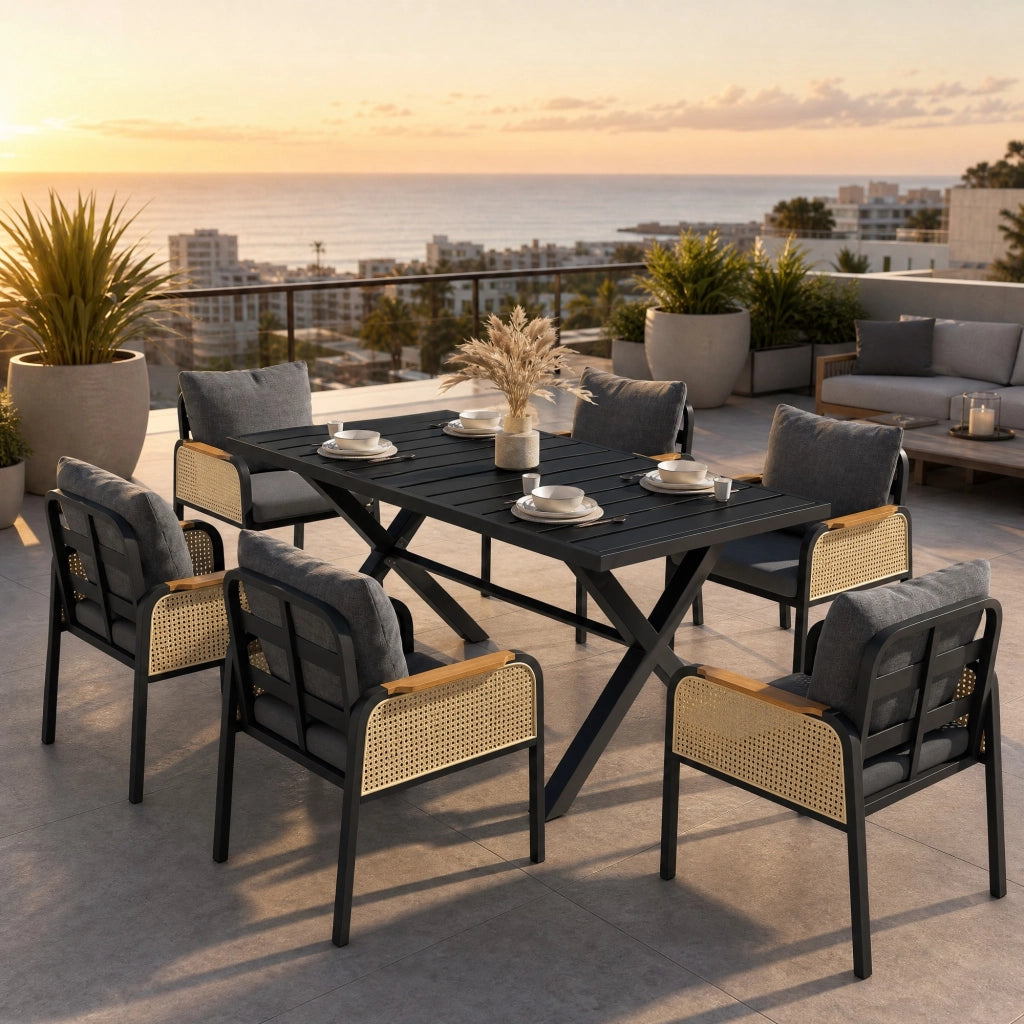 Set da pranzo da esterno con tavolo e 6 sedie; ferro e poliestere; nero e naturale
