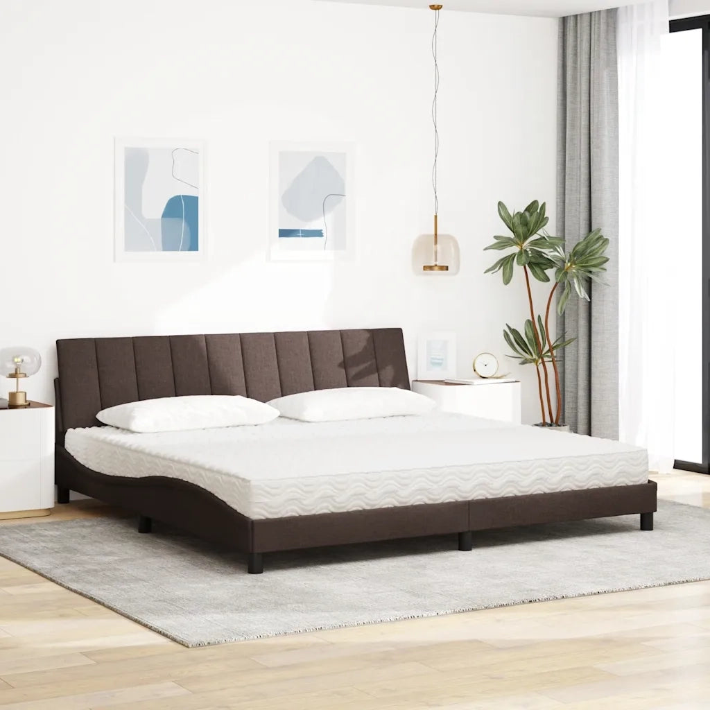 Letto con Materasso Hanko Marrone Scuro 200x200 cm in Tessuto