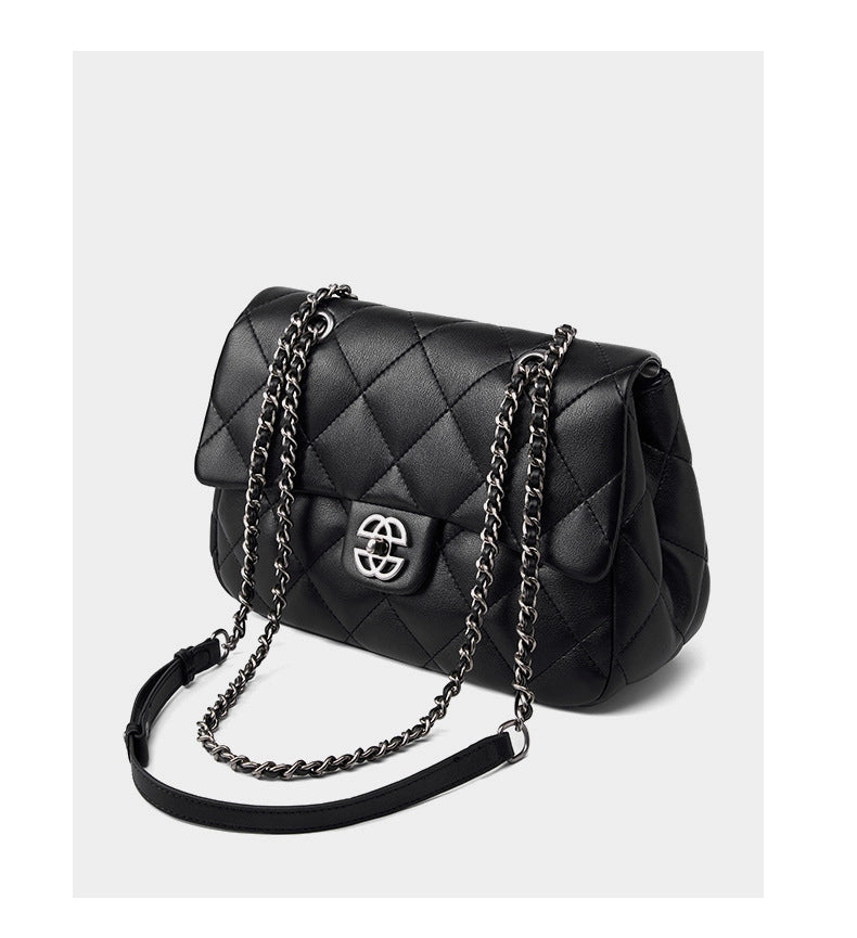Borsa a tracolla da donna in vera pelle con catena a maglia romboidale, colore nero.