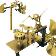 Scultura musicale per giardino e terrazzo in metallo, statua di mulino a vento con percussionista e gong del vento.