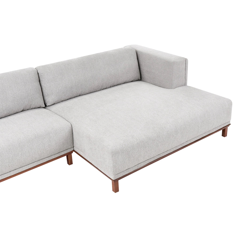 Divano angolare sinistro Tappezzato in tessuto poliestere grigio Gambe in legno 4 posti Spesso imbottito Mobili da salotto in stile moderno