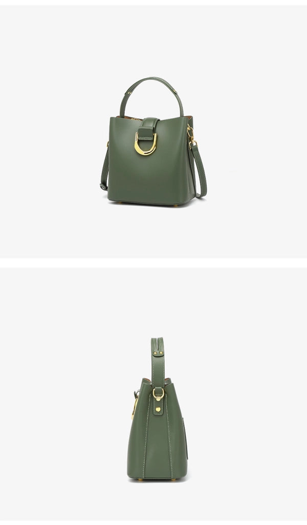 Borsa a tracolla capiente in vera pelle, colore verde.
