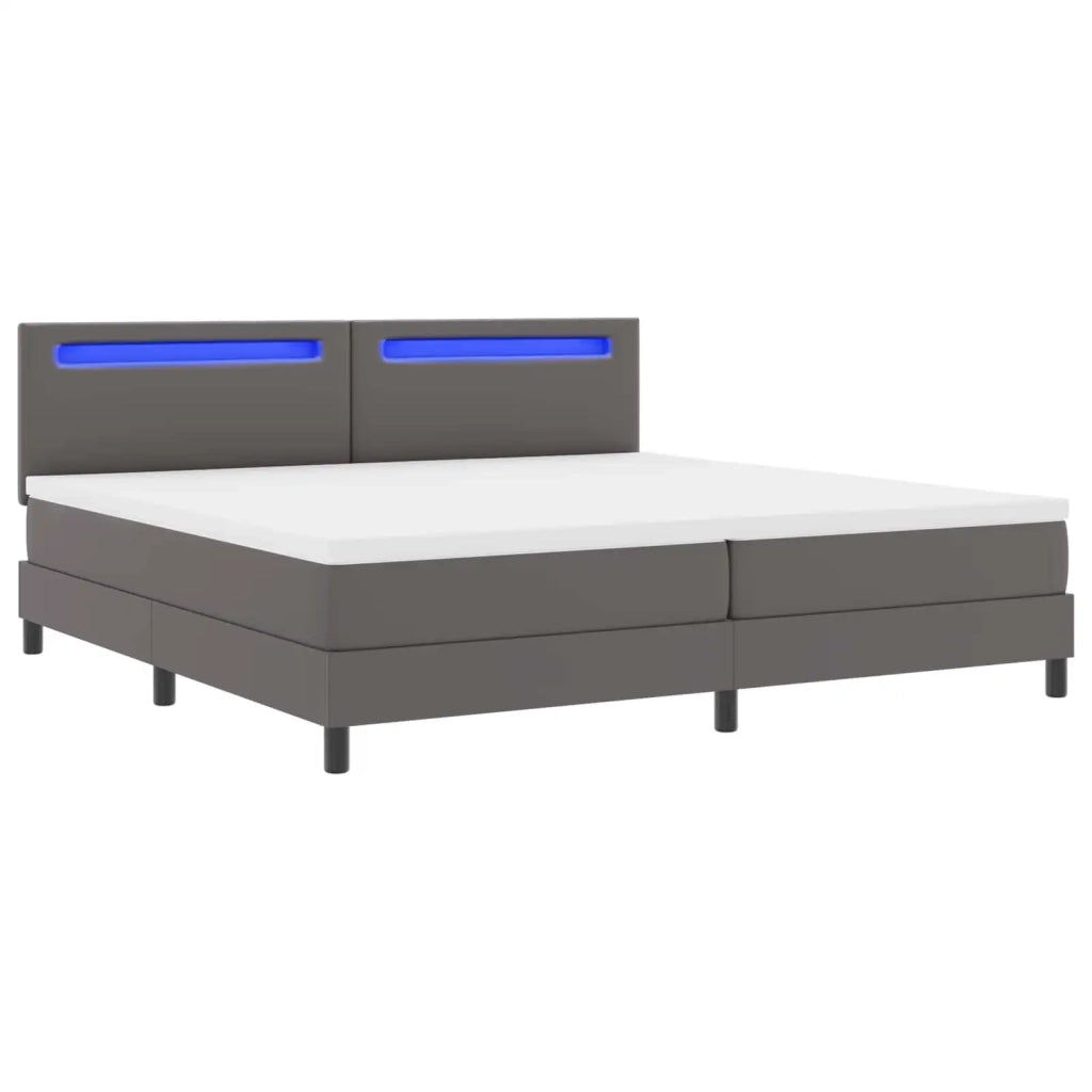 Letto a molle con materasso Grigio 200 x 200 cm Pelle sintetica 3339066