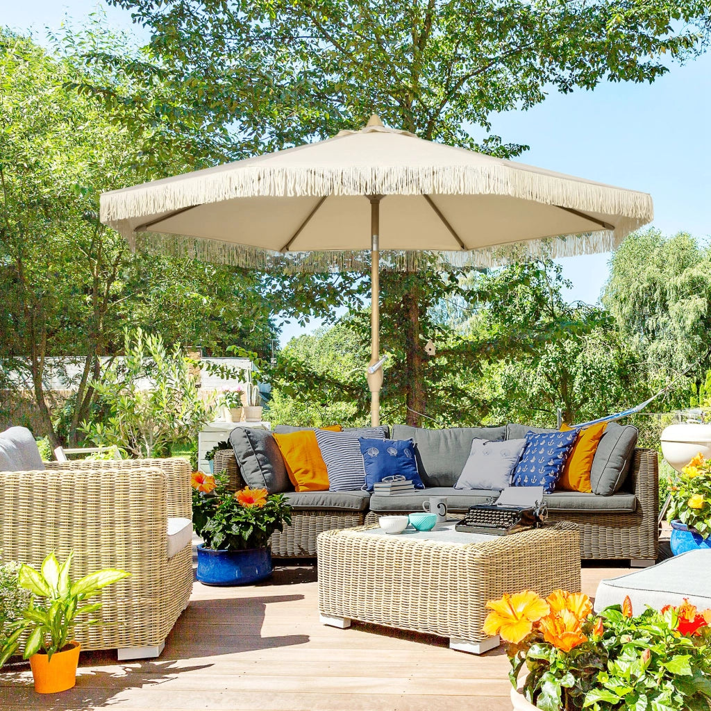 Ombrellone da giardino con manovella e frange ¨C zephmum ¨C crema ?265x244 cm
