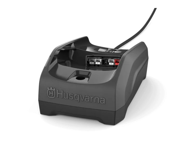 Motosega a batteria Husqvarna 240i 36V barra 35cm batteria e carica inclusi