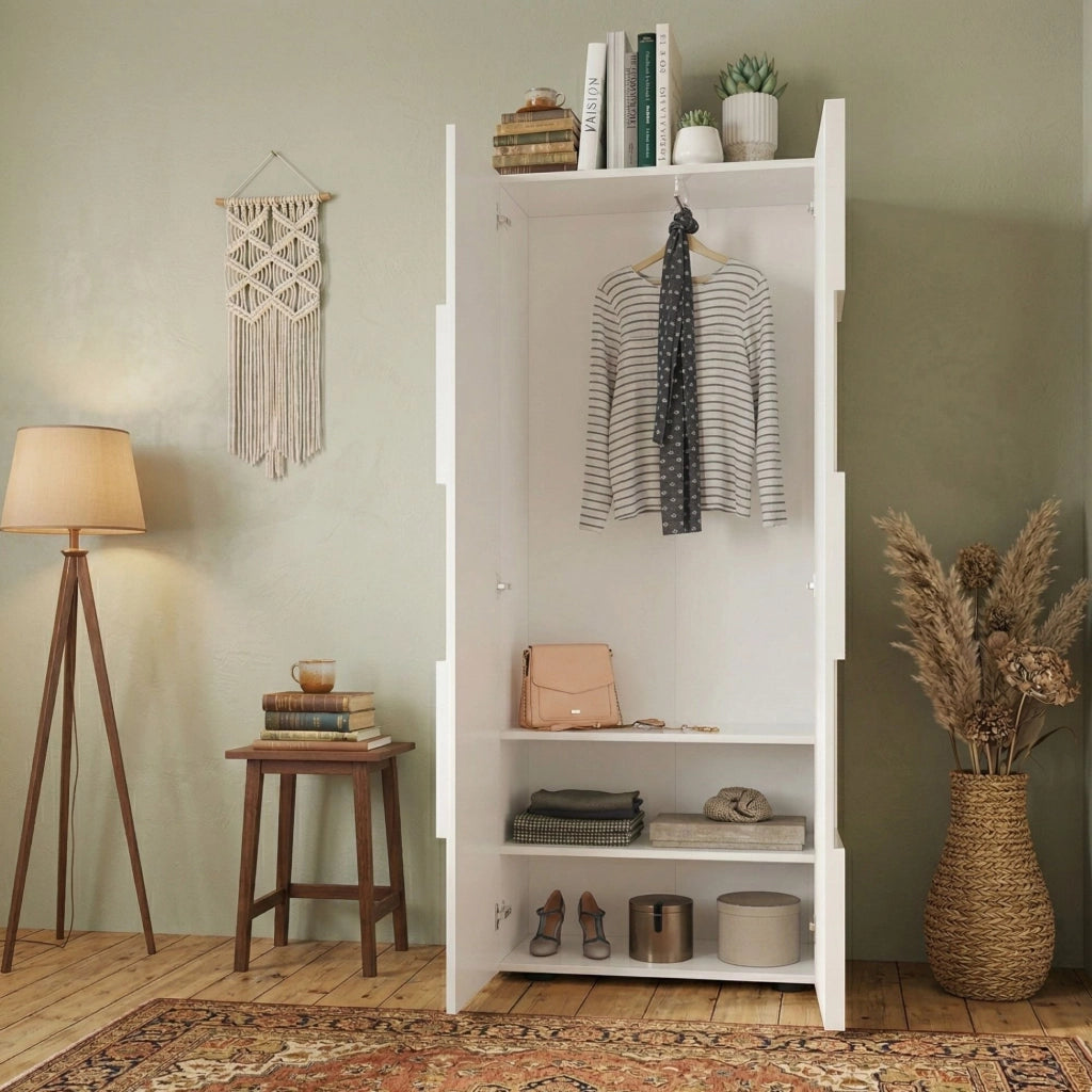 Armadio Camera da Letto Comerio, Guardaroba 2 Ante 2 Ripiani, 78x186.5h cm Bianco Lucido