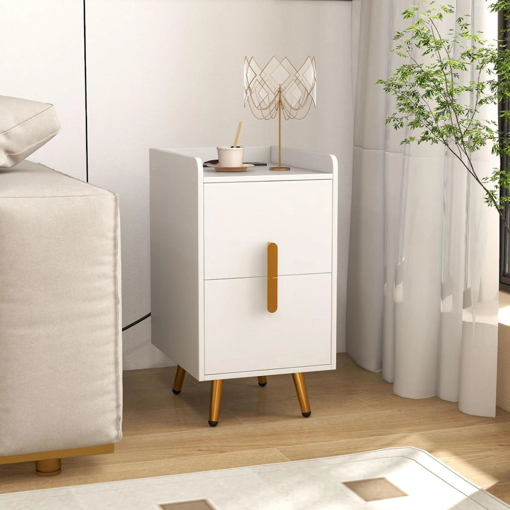 Comodino con stazione di ricarica, comodino con 2 porte USB e 3 prese, tavolino con 2 cassetti, comodino con gambe in metallo, 32 x 40 x 60 cm