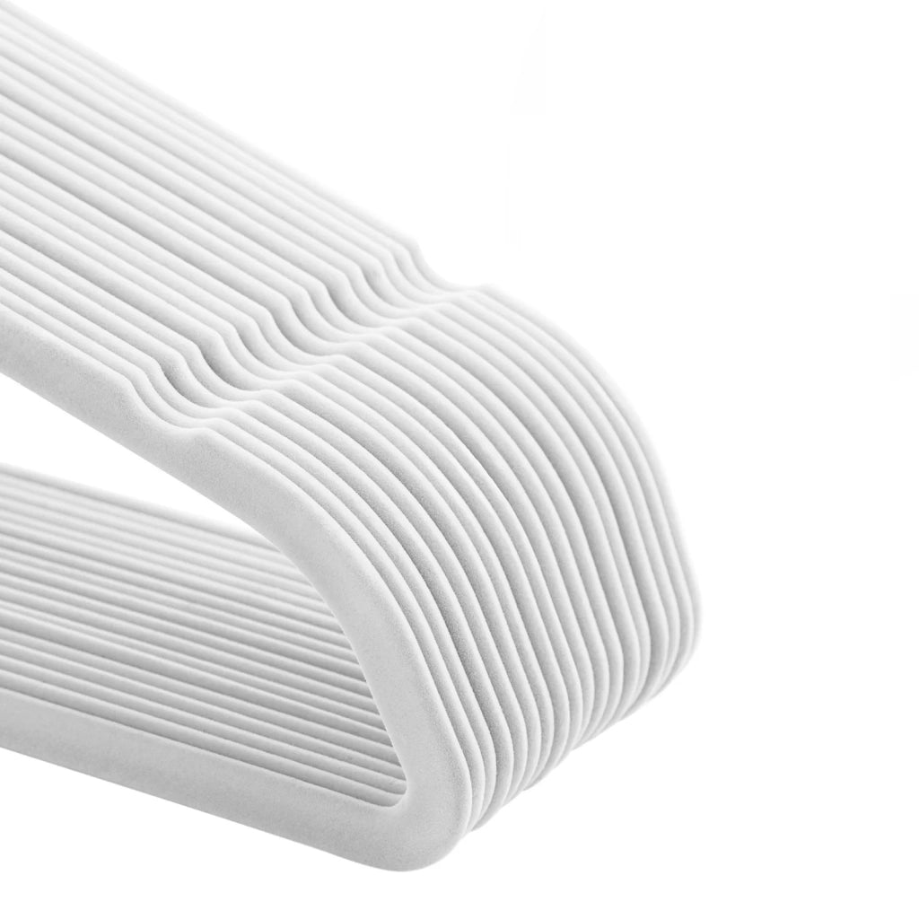 Grucce in velluto set da 20 antiscivolo spessore 6 cm salvaspazio gancio girevole a 360° lunghezza 45 cm per cappotti camicie abiti pantaloni bianche 12_0005067