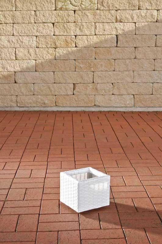 Portavaso Da Esterno Laura In Polyrattan bianco