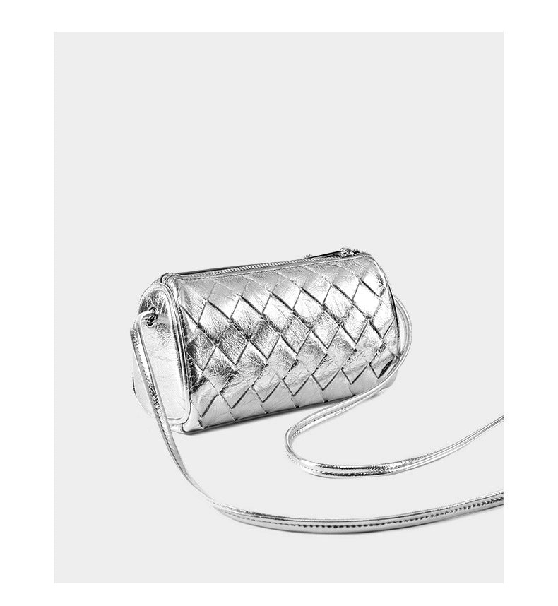 Borsa a tracolla piccola e alla moda da donna in vera pelle, modello Hobo, colore argento.