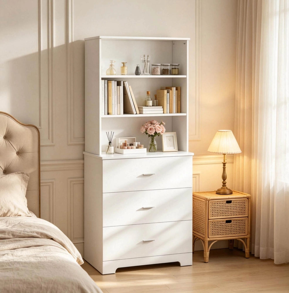 Libreria bianca con 3 ripiani aperti e 3 cassetti; 79 x 39;5 x 182;2 cm