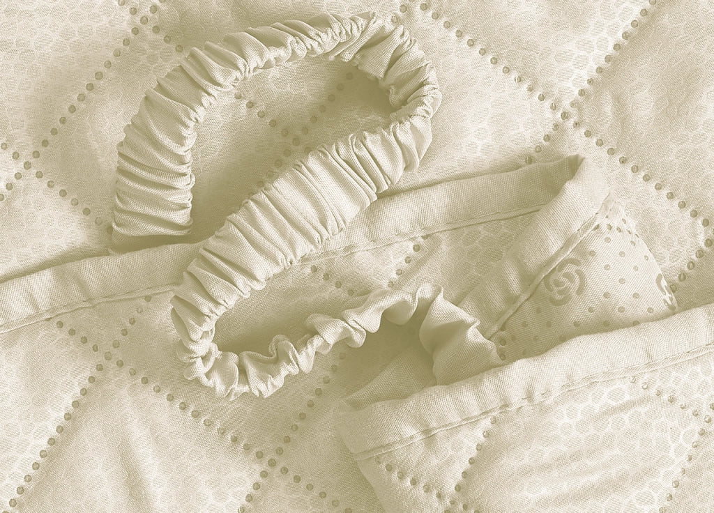 Copridivano Antimacchia Antiscivolo Trapuntato Impermeabile Pitonato Imperiale - 2 Posti - Panna