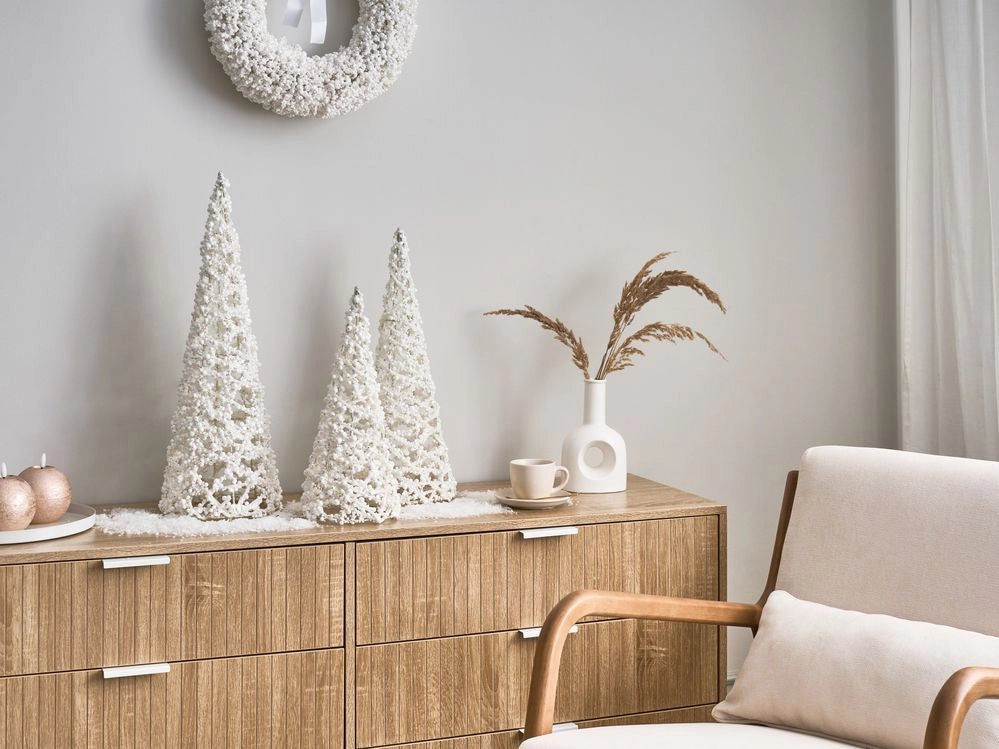 Set di 3 alberi di Natale decorativi Figurine in filo di metallo bianco Decorazione festiva