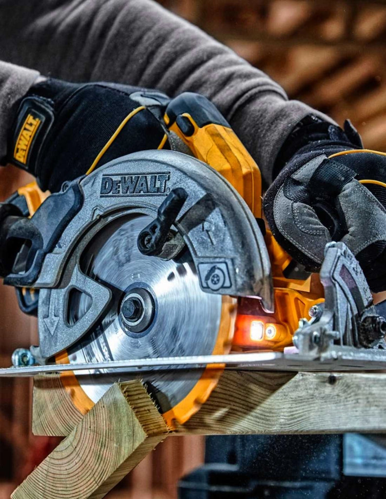 Sega Circolare DeWALT DCS570P2T (2 x 5,0 Ah + DCB115 + TSTAK VI)