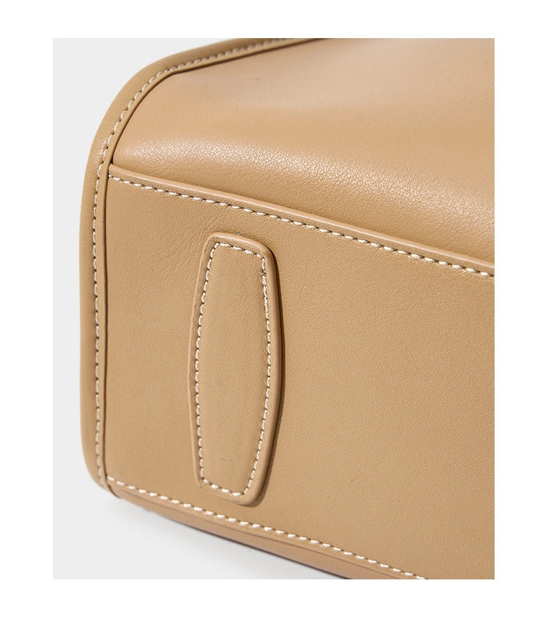 Borsa a tracolla da donna stile retr¨° in vera pelle, colore bronzo.