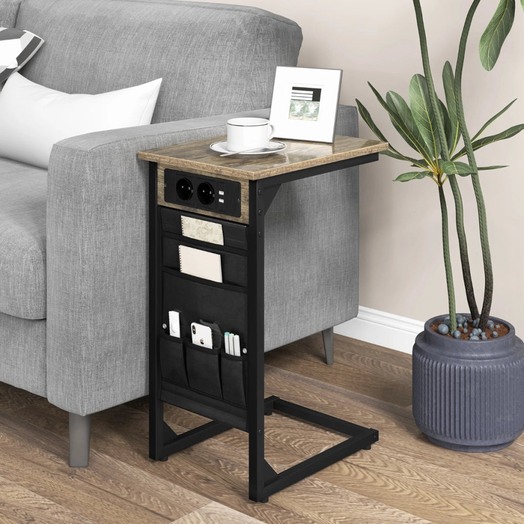 Set di 2 Tavolini a forma di C con prese tasca laterale2 porte USB, Tavolini da divano in metallo Marrone-Tavolini per laptop