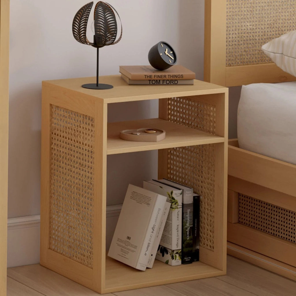 IDMarket - Set di 2 comodini NORA con contenitore a giorno in legno e canna da zucchero