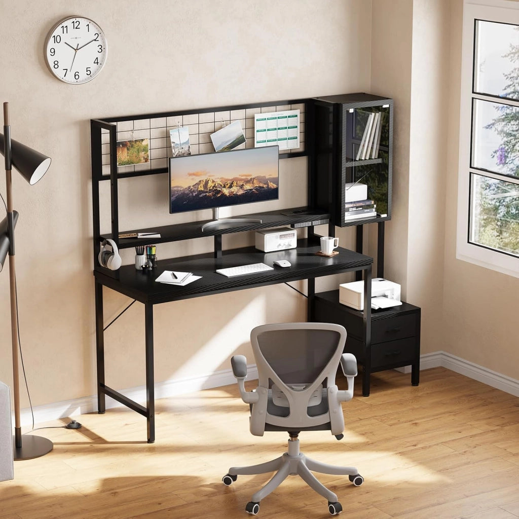 Scrivania Da Gaming Angolare Con LED E Prese, 140 cm, Arredamento Per Ufficio, Con Ganci E 2 Cassetti In Tessuto, Ideale Per il Telelavoro E I Videogiochi, Nera