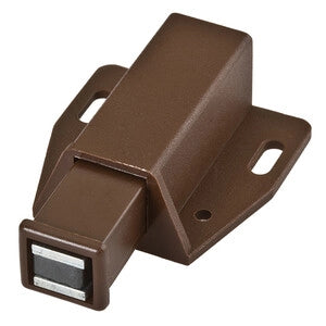 CHIUSURA MAGNETICA 690 SCATTO MARRONE**+631- 100,0 pz