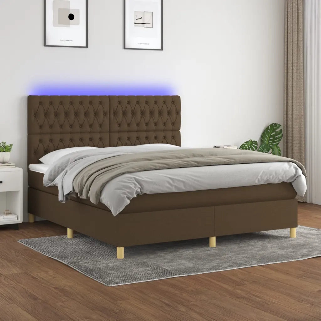 Letto a Molle Materasso e LED MarroneScuro 180x200cm in Tessuto 3135696