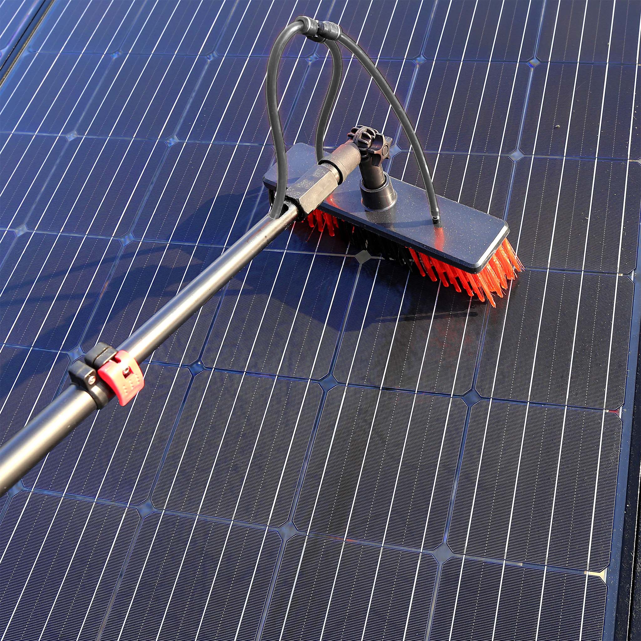 Spazzola telescopica per lavaggio 9 m con erogazione d'acqua Pulizia finestre e pannelli solari