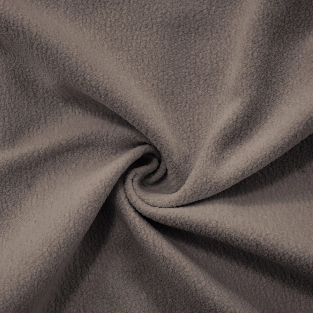 Divano componibile angolare modulare in chenille marrone con ottoman mobili e cuscini decorativi per il soggiorno