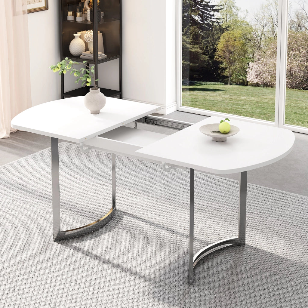 Tavolo da pranzo allungabile con struttura stabile, stile classico, per 4-6 persone, bianco e gambe argentate