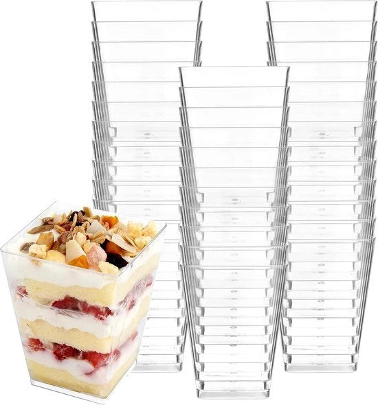 Mini Coppe Dessert 240ml - Scatole per Dessert Multiuso - Quadrato - Riciclabili per Mousse, Pudding, Gelato - 50 Coppe e Piatti di Presentazione