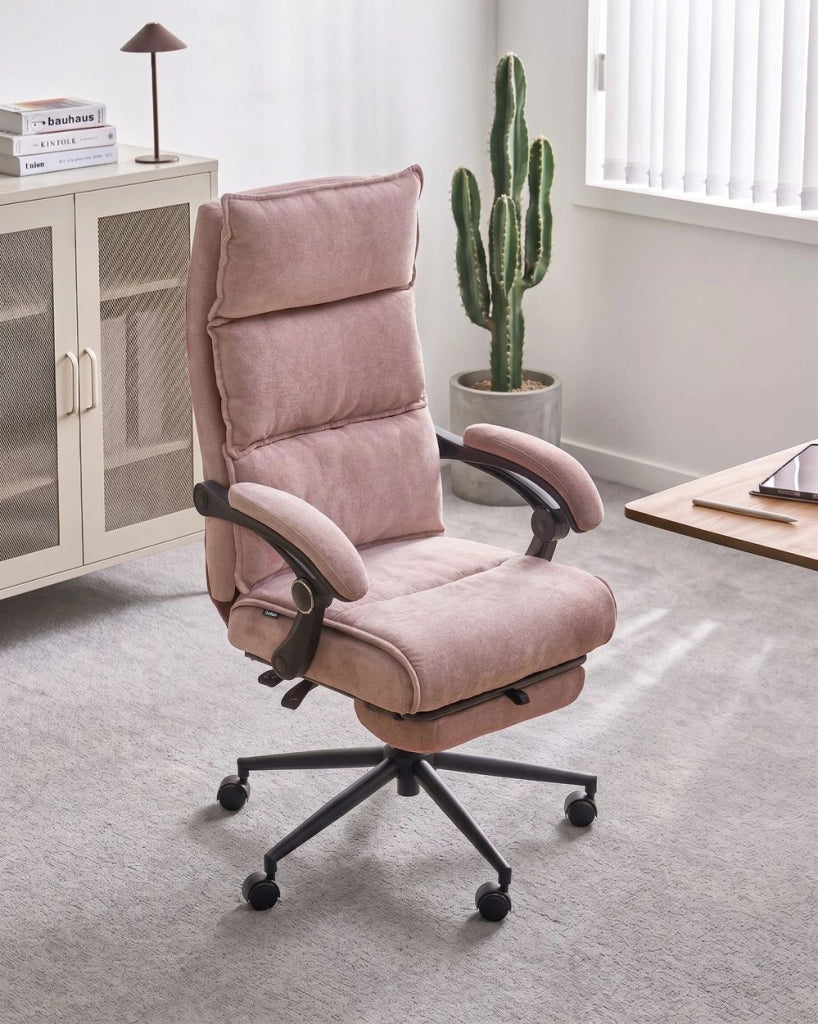 Sedia da ufficio professionale girevole Rivestimento in ciniglia con poggiapiedi Schienale inclinabile rosa pastello