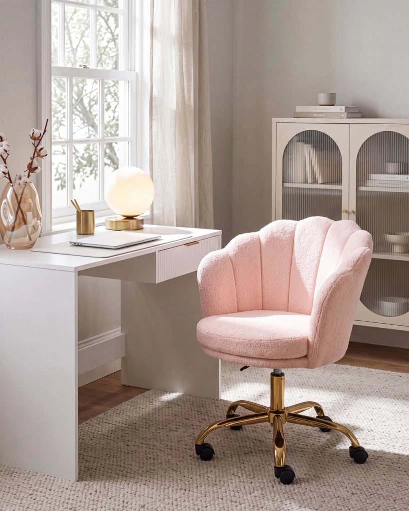 Poltrona da Ufficio Girevole Rosa Pastello in Bouclé con Base a Stella Regolabile in Altezza