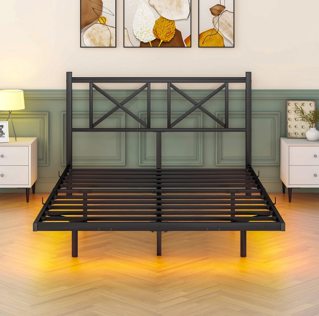 Letto matrimoniale 140x200 cm sospeso con LED e ricarica USB