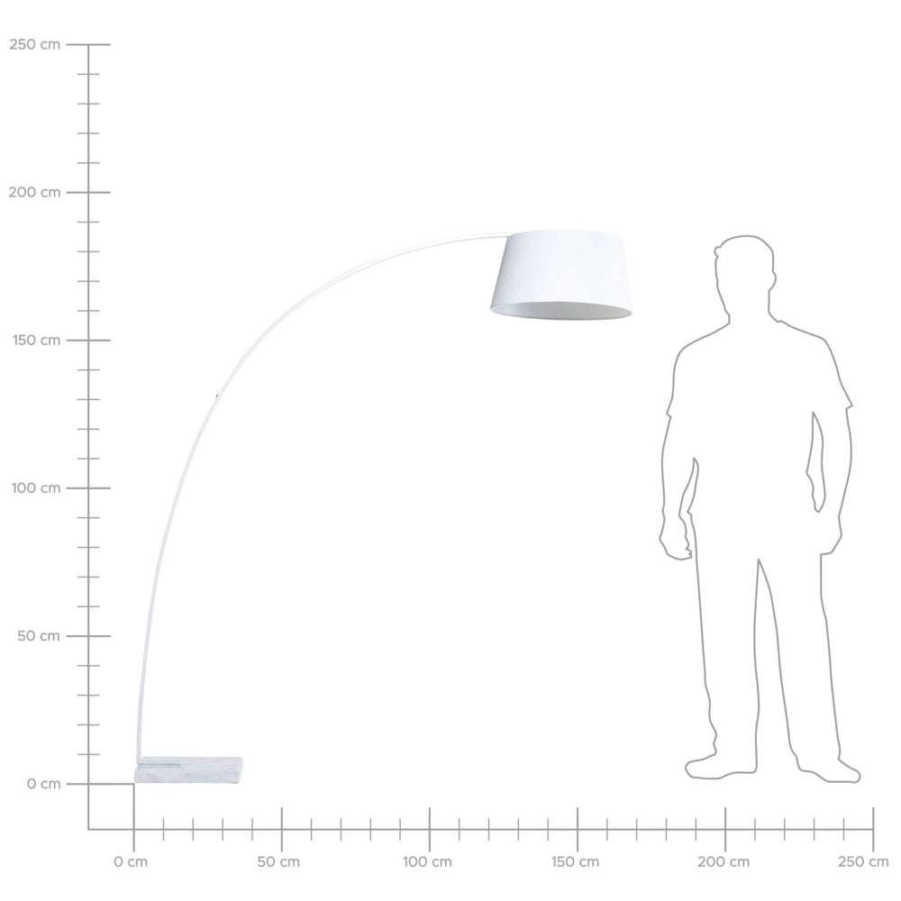 Lampada da terra in metallo bianco 234 cm con struttura curva paralume in policotone paralume a tamburo con base in marmo dal design moderno