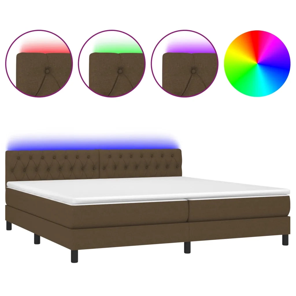 Letto a Molle Materasso e LED Marronescuro 200x200cm in Tessuto 3133424