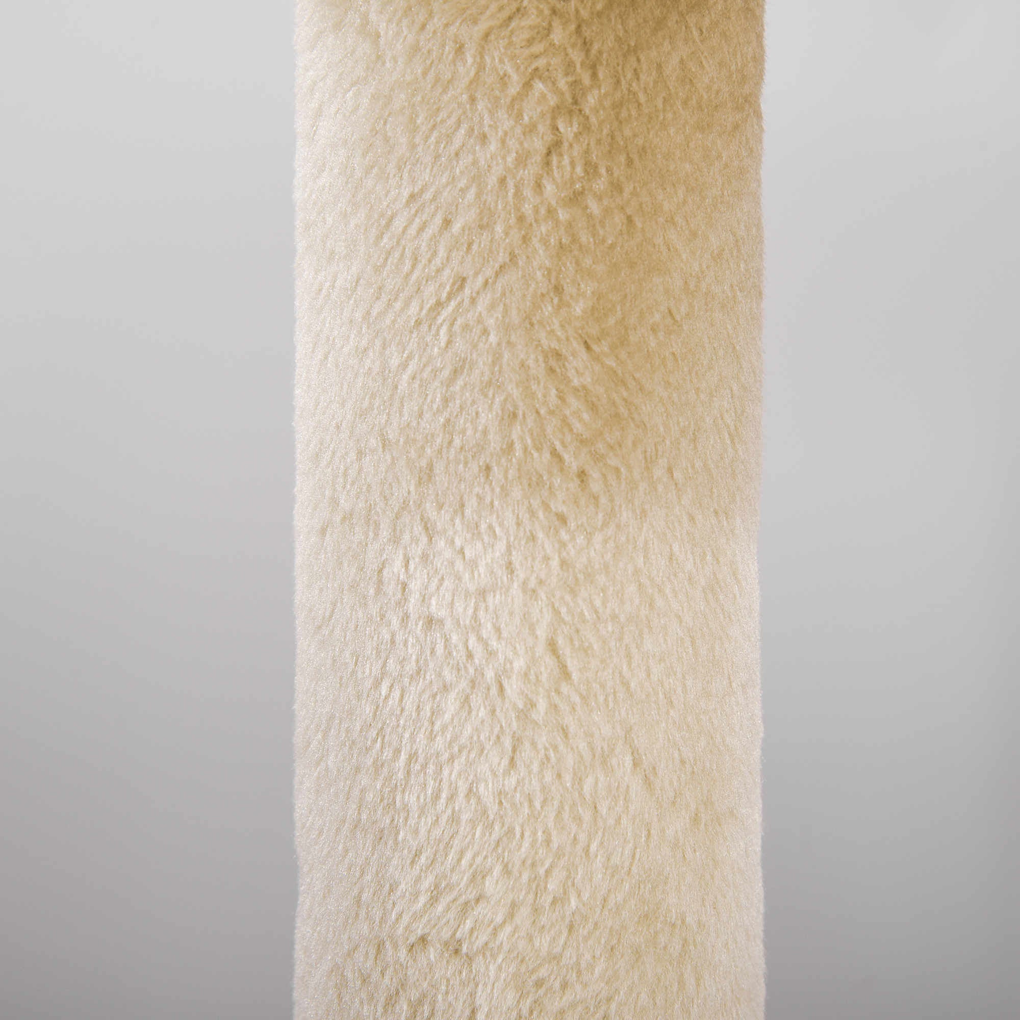 Albero Tiragraffi per Gatti con Cuccia e Piattaforma 104H cm Rivestimento in Sisal e Peluche Bianco Crema