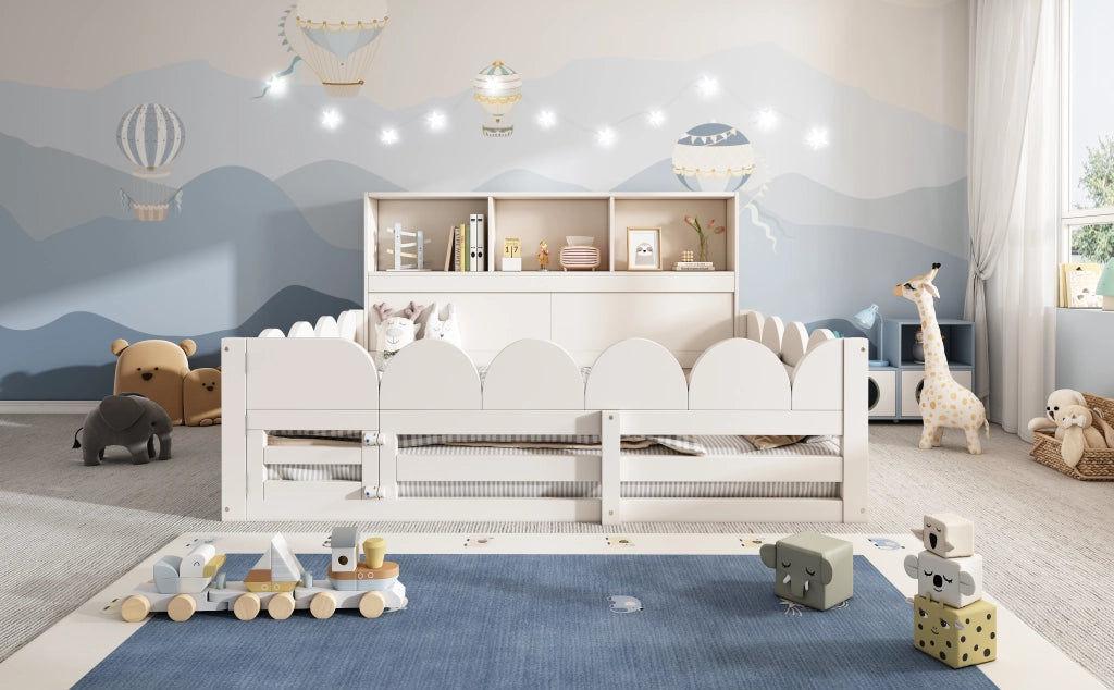 Letto per bambini a pavimento 140 × 190 cm con barriera, porta e ripiano, senza materasso, bianco