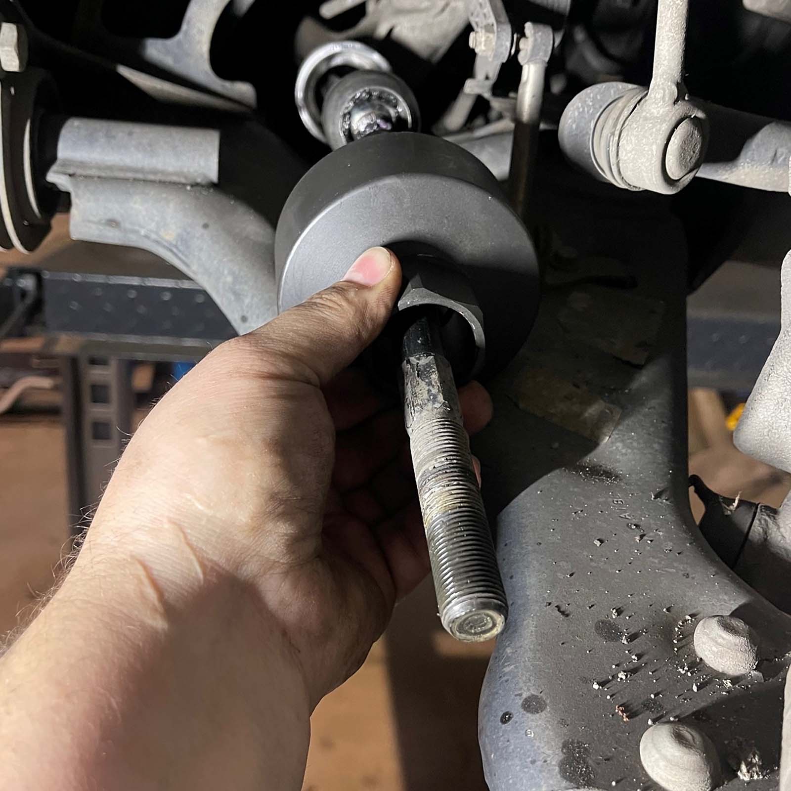 Set di strumenti per rimozione e sostituzione biellette tiranti 3 misure diverse