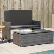 Panca da Giardino con Cuscini e Poggiapiedi Grigia Polyrattan 368409