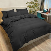 Set di coperte per letto matrimoniale microfibra 230 x 220 cm con 2 cuscini in tessuto 50 x 80 cm, nero