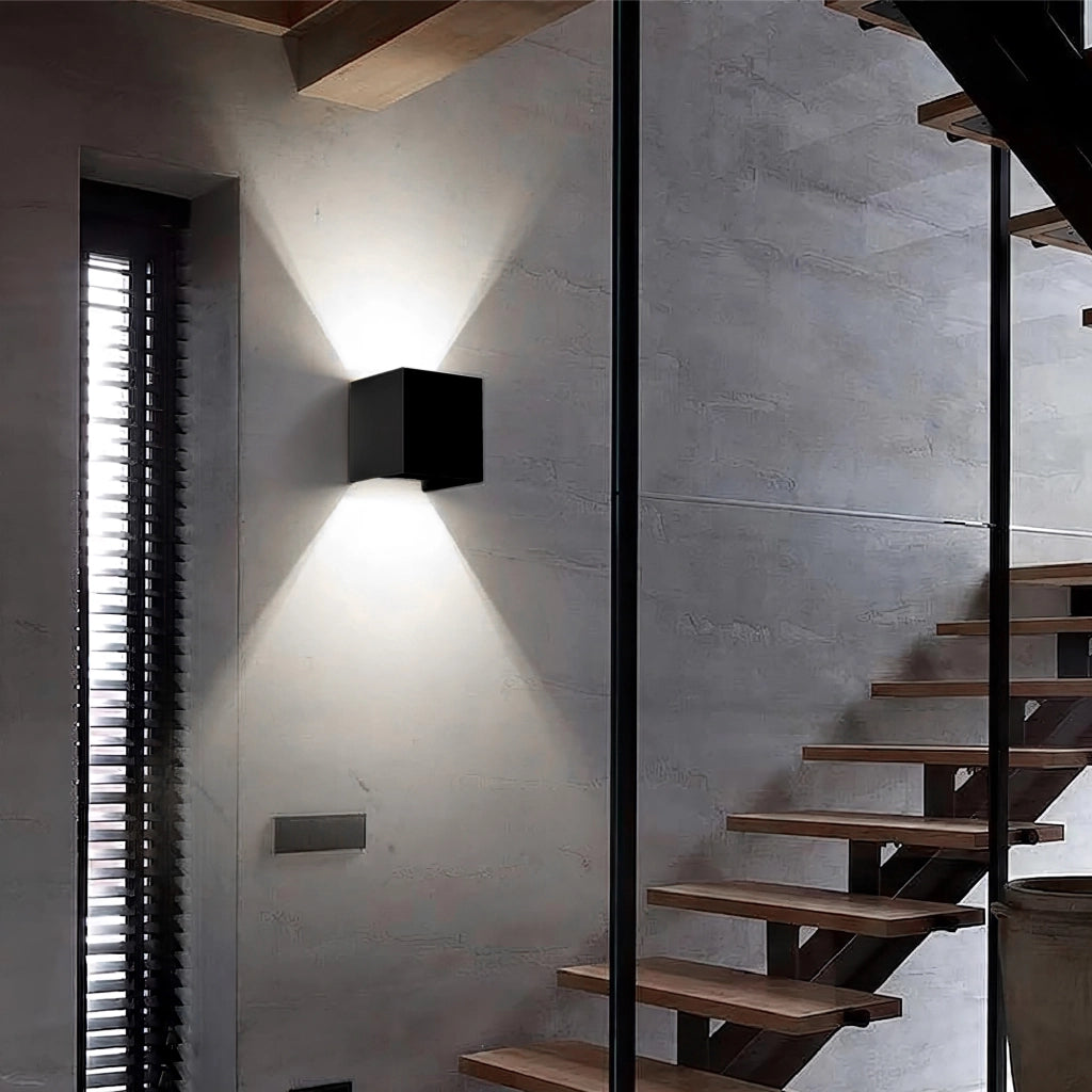 Set 2 Pezzi Applique LED da Parete 2 LED Design Quadrato IP65 Interno/Esterno Luce Naturale o Fredda Nero o Bianco Luce Fredda - Nero