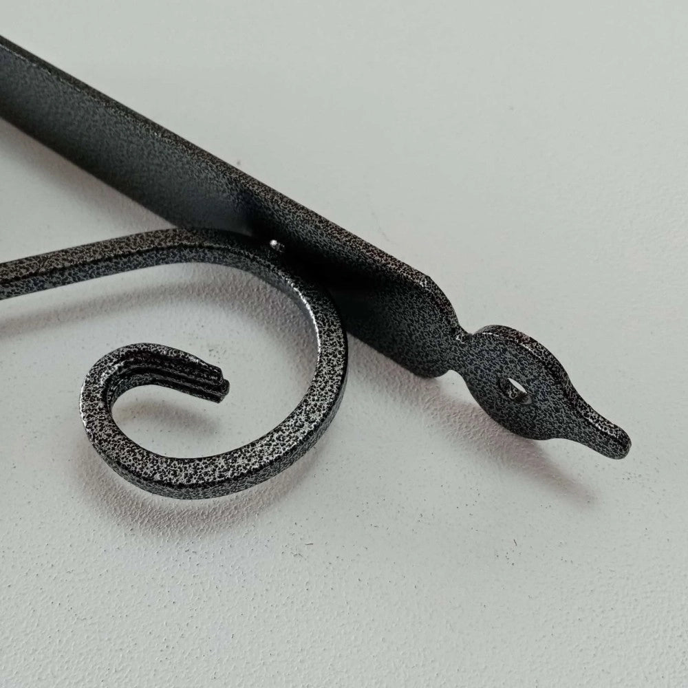 Reggimensola argento da 175x230mm staffa rustica anticata con saetta di rinforzo