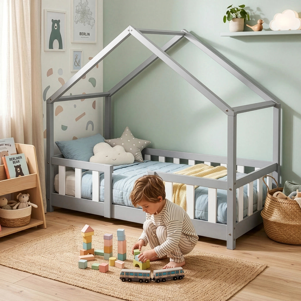 Letto per Cameretta Treviolo a Forma di Casetta in Stile Montessori 70x140 cm Grigio Chiaro/Bianco [en.casa]