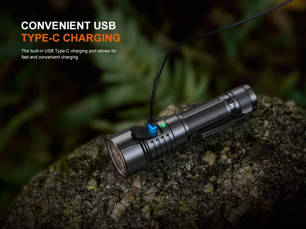 Torcia LED FENIX LD36R 3600 lumen 380 metri