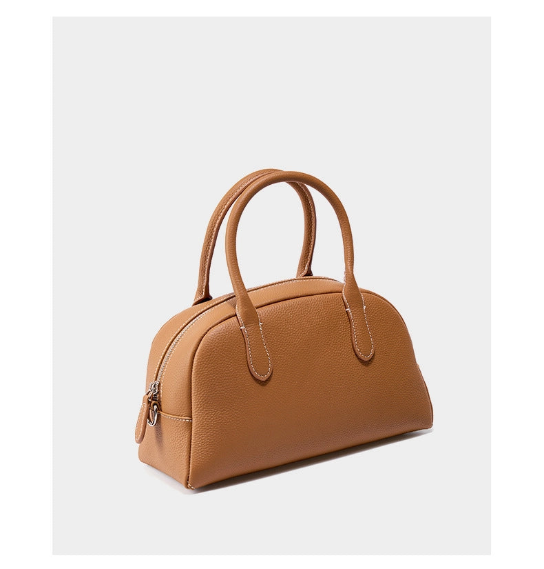 Borsa a tracolla piccola in vera pelle da donna, colore marrone.