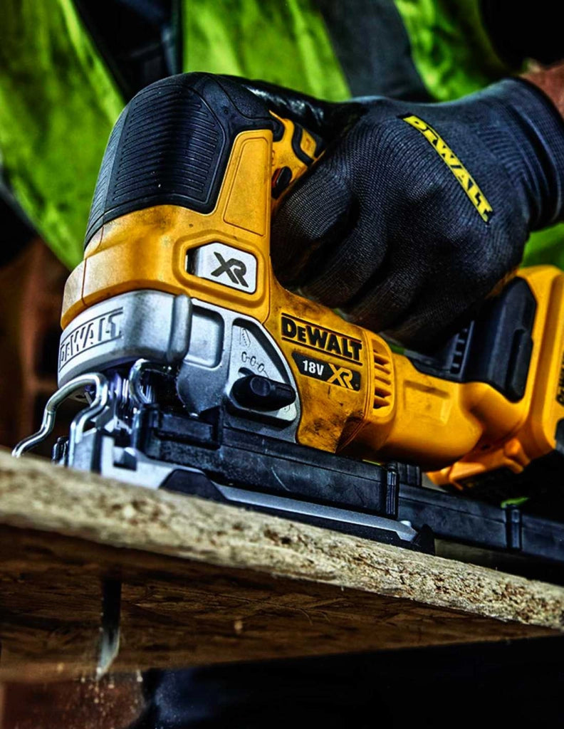 Seghetto Alternativo DeWALT DCS334P2T (2 x 5,0 Ah + DCB115 + TSTAK II)