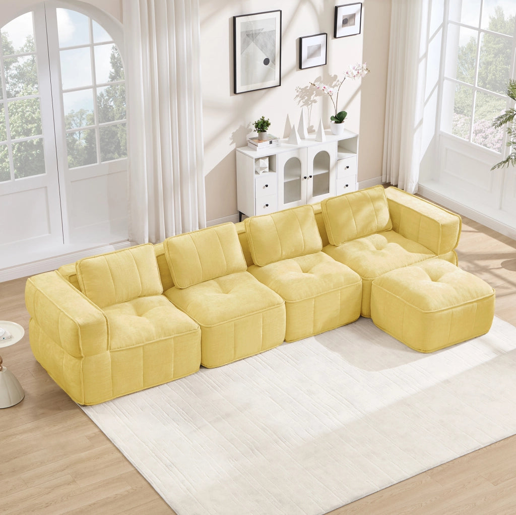 Divano modulare angolare 4 posti con pouf; 344x162x67 cm; in poliestere giallo