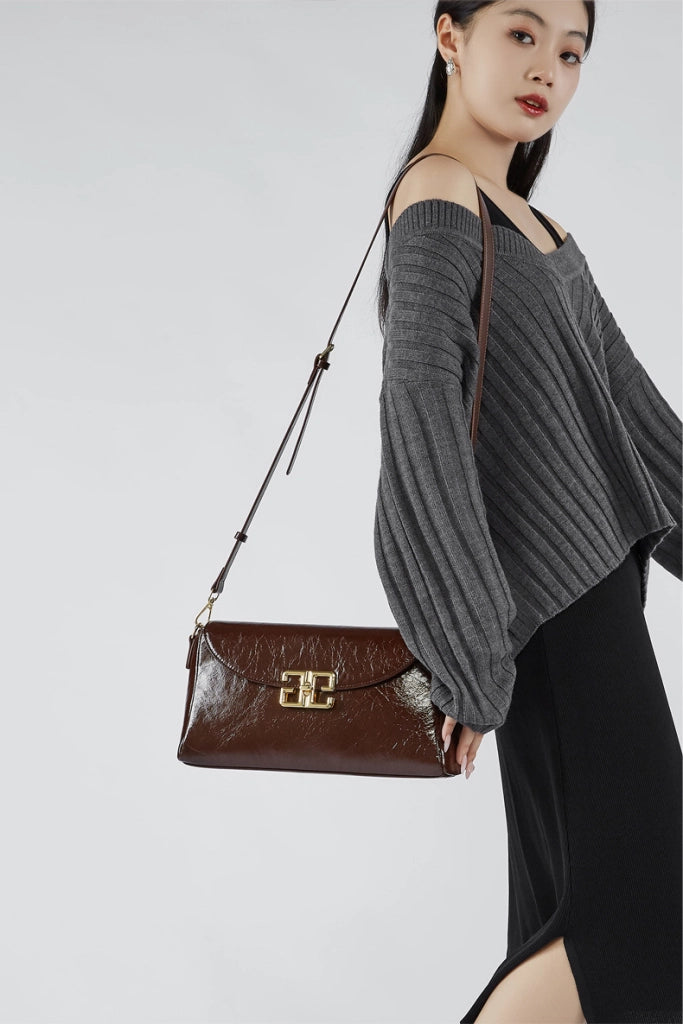 Borsa a tracolla da donna in vera pelle, modello Lindy, piccola, marrone